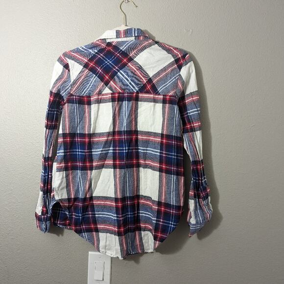 Charlotte Russe Long Sleeve Flannel - Picture 3 of 3